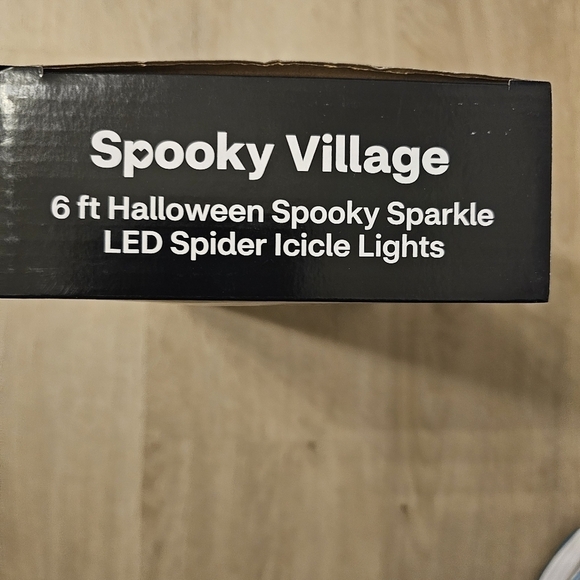 NWT Spooky Village 6 ft Halloween Spooky Sparkle LED Spider Icicle Lights - Picture 3 of 9